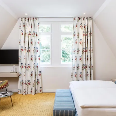 Dermuth Hotels - Parkvilla Worth 4* Portschach am Woerthersee