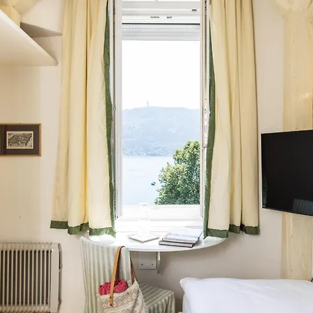 Dermuth – Parkvilla Wörth Hotell Pörtschach am Wörthersee
