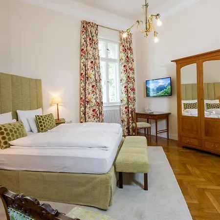 Hotell Dermuth – Parkvilla Wörth 4*