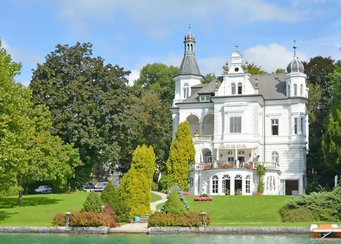 Dermuth - Parkvilla Woerth Pörtschach am Wörthersee
