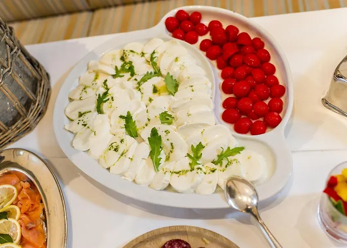 فندق Dermuth - Parkvilla Woerth Pörtschach am Wörthersee